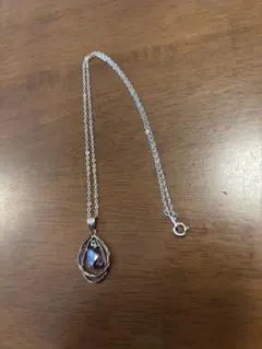 シルバー ドロップ型ペンダント ネックレス
