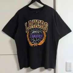 NBA レイカーズ ピグメント加工Tシャツ XL - メルカリ