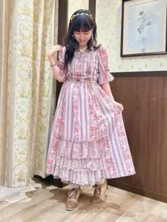 新品タグ付き★アクシーズファム★カントリーローズワンピースフラワープリントピンク