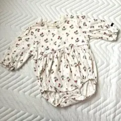futafutaいちご柄ロンパース 70cm