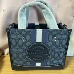 新品未使用品コーチトートバッグ
