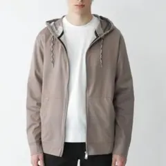 【新品】ブラックレーベルクレストブリッジ　パーカー　ベ　M　バーバリー　720