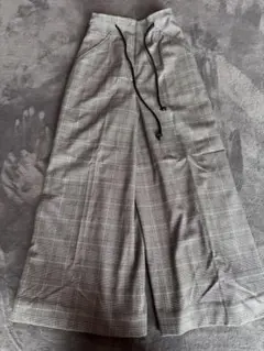 ムルーア　グレー系チェック ワイドパンツ ドローストリング付き