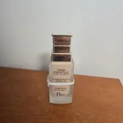 Dior Prestige Light-In-White BBクリーム 30ml