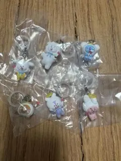 オ*ラ様 BT21 めじるしアクセサリー　〜エンジェルver〜 6個セット
