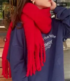 美品 ボリュームフリンジマフラー