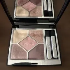 Dior アイシャドウ 743