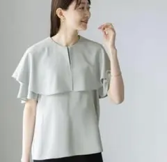 ケープブラウス