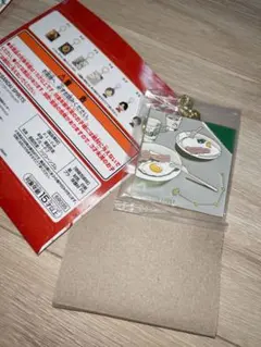 Mrs. GREEN APPLE 一番くじ f賞 メタルチャーム