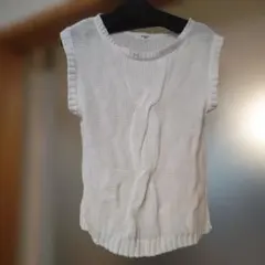 ナチュラルビューティーベーシック　ノースリーブ ニット　麻コットン　М