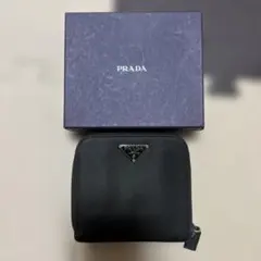 PRADA 二つ折り財布 ラウンドファスナーのサムネイル