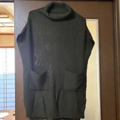 オリーブグリーン タートルネック 半袖ニット