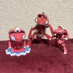ポケモン立体図鑑 フィギュア 赤いゲノセクト - メルカリ