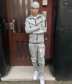 NIKEテックフリースセットアップ　sサイズ　centralcee着用