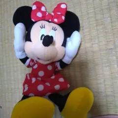 ディズニーランドミニーマウスぬいぐるみ