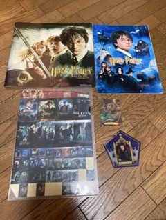 ハリーポッター　映画館パンフレット2冊＆カード2つ＆ステッカー　グッズまとめ売り