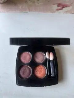 シャネル アイシャドウ レ キャトル オンブル 354