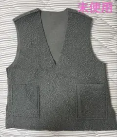 ジレ　グレー Vネック ベスト ポケット付き　未使用　210NOUVE