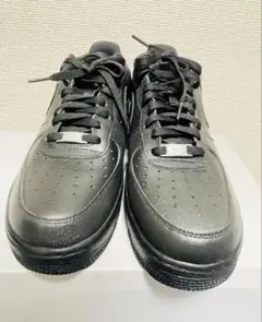 NIKE AIR FORCE 1 '07 ブラック スニーカーのサムネイル