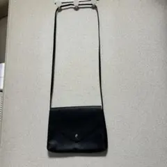 H&M 黒 ショルダーバッグ フラップ式