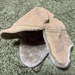 ベージュ コーデュロイ 耳あて付きキャップ　フライト　52センチ