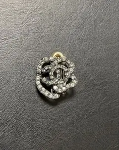 CHANEL シャネル　イヤリング　片耳のみ カメリア