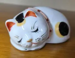 希少 ✿瀬戸焼✿ 赤絵眠り猫 陶器製 置物 三毛猫 昭和レトロ 金彩 眠り猫