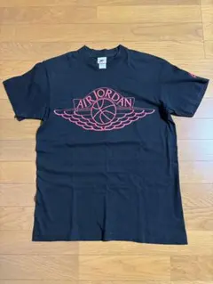 NIKE JORDAN Tシャツ サテンタグ フェード黒 ウイングロゴ 短丈 
