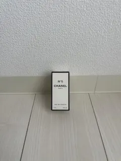 CHANEL N°5 オードトワレ 19ml ミニボトルのサムネイル