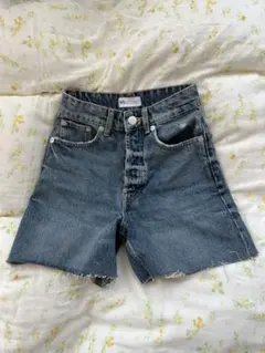 Zara デニムショートパンツ