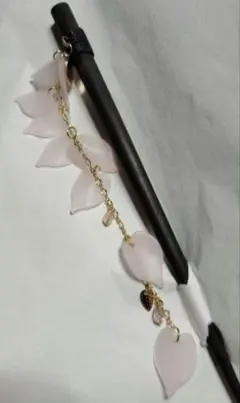 Item thumbnail for item 8d1314e5-b517-4869-814d-4bbd60fd4bce