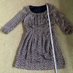 ボディドレッシング　花柄ネイビー系長袖ワンピース