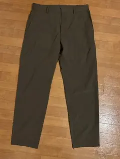 UNIQLO Theory パンツ カーキ Sサイズ
