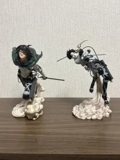 進撃の巨人一番くじ　地鳴らし B賞　リヴァイ C賞　ハンジ