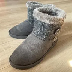 Item thumbnail for item 979c97a7-ed2f-49e4-986e-4a7d37db9fe2