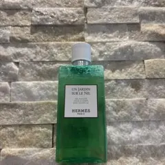 Hermès ナイルの庭　ヘア＆ボディ　シャワージェル　２００ｍＬ