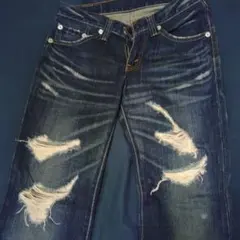 Levi's ダメージ加工 ストレートジーンズ