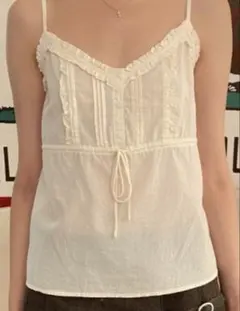 Brandy melvilleアイボリー レースディテール キャミソール