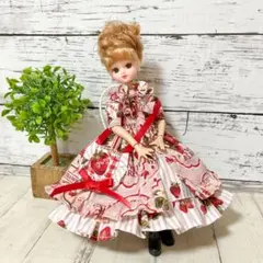 No.518【ピンクいちごジャムラベル】リカちゃん用 ハンドメイド服のサムネイル