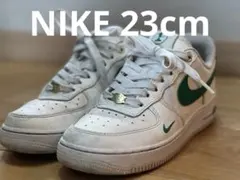 ナイキ エアフォース スニーカー　ホワイト　グリーン　23cm