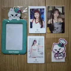 2026年最新】niziuグッズまとめ売りの人気アイテム - メルカリ