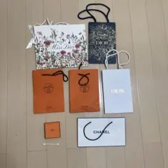エルメス、ディオール、シャネル、ルブタンの￼紙袋とエルメスの小箱