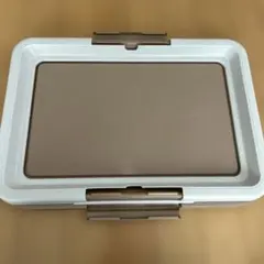 Item thumbnail for item b4ff2de3-4670-44e5-b0ed-7fa7ae6af38a