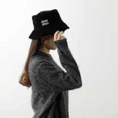miu miu ドリル バケットハット ブラックのサムネイル