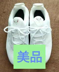 ホワイト スニーカー メッシュ素材