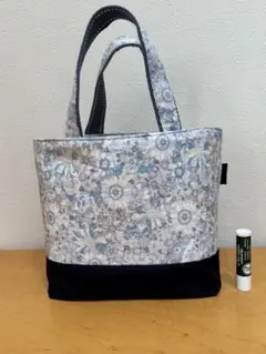 なんて可愛い♡♡花柄小さめトートバッグ ★ランチボックスにも★