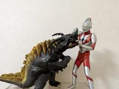 ウ*い様 CCP1/6特撮シリーズ ウルトラマンVSネロンガ 対決セット