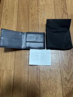 ブラックレザー 二つ折り財布黒 シンプル箱メンズアイテムプレゼント　値下げ中！