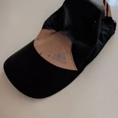 adidas ランニングキャップ 黒/ベージュレディース