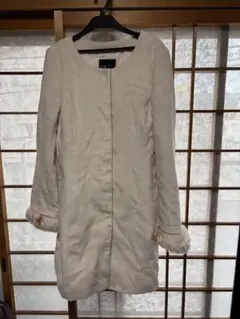 CECIL McBEE セシルマクビー　そでファー付きコート